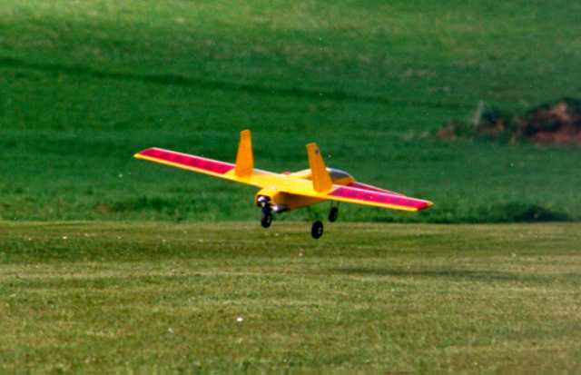 PolyCanard, d�collage