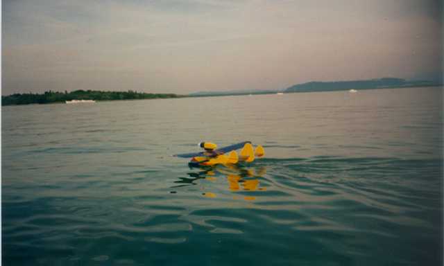 Hydravion Drake II, sur le lac de Neuch�tel