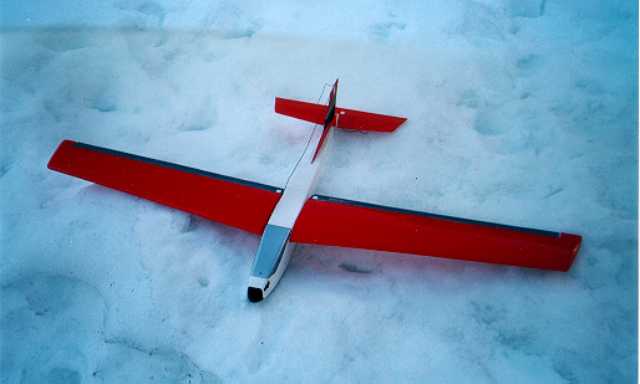 Planeur Hirondelle, sur neige